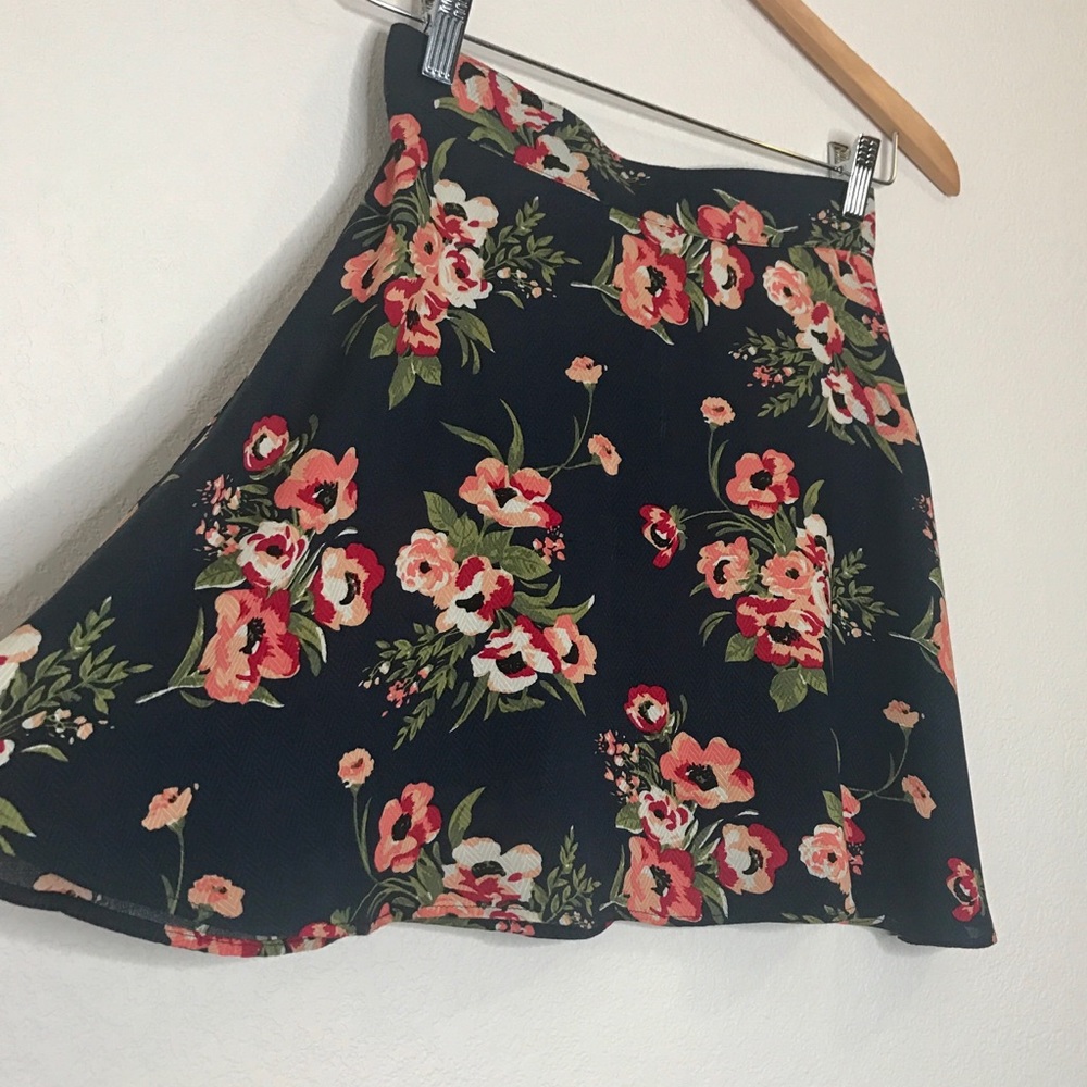 Flynn Skye l It Skirt